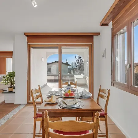 Casa Di Bea - 1br With Terrace & Parking - Happy Apartament Lugano